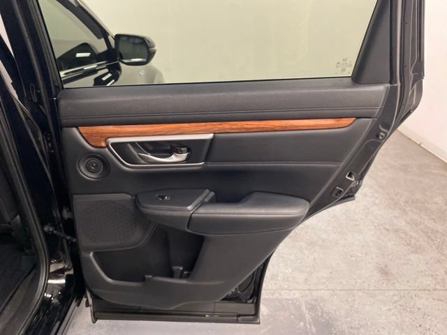 Used 2020 Honda CR-V Touring image 31
