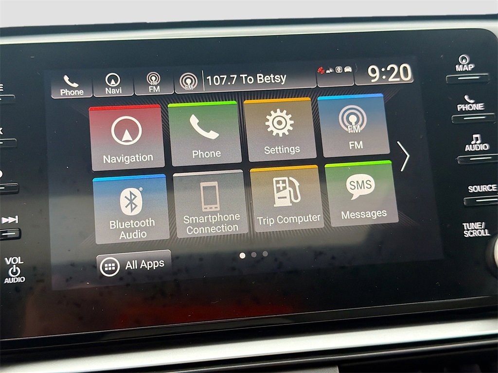 Used 2018 Honda Accord Touring image 15