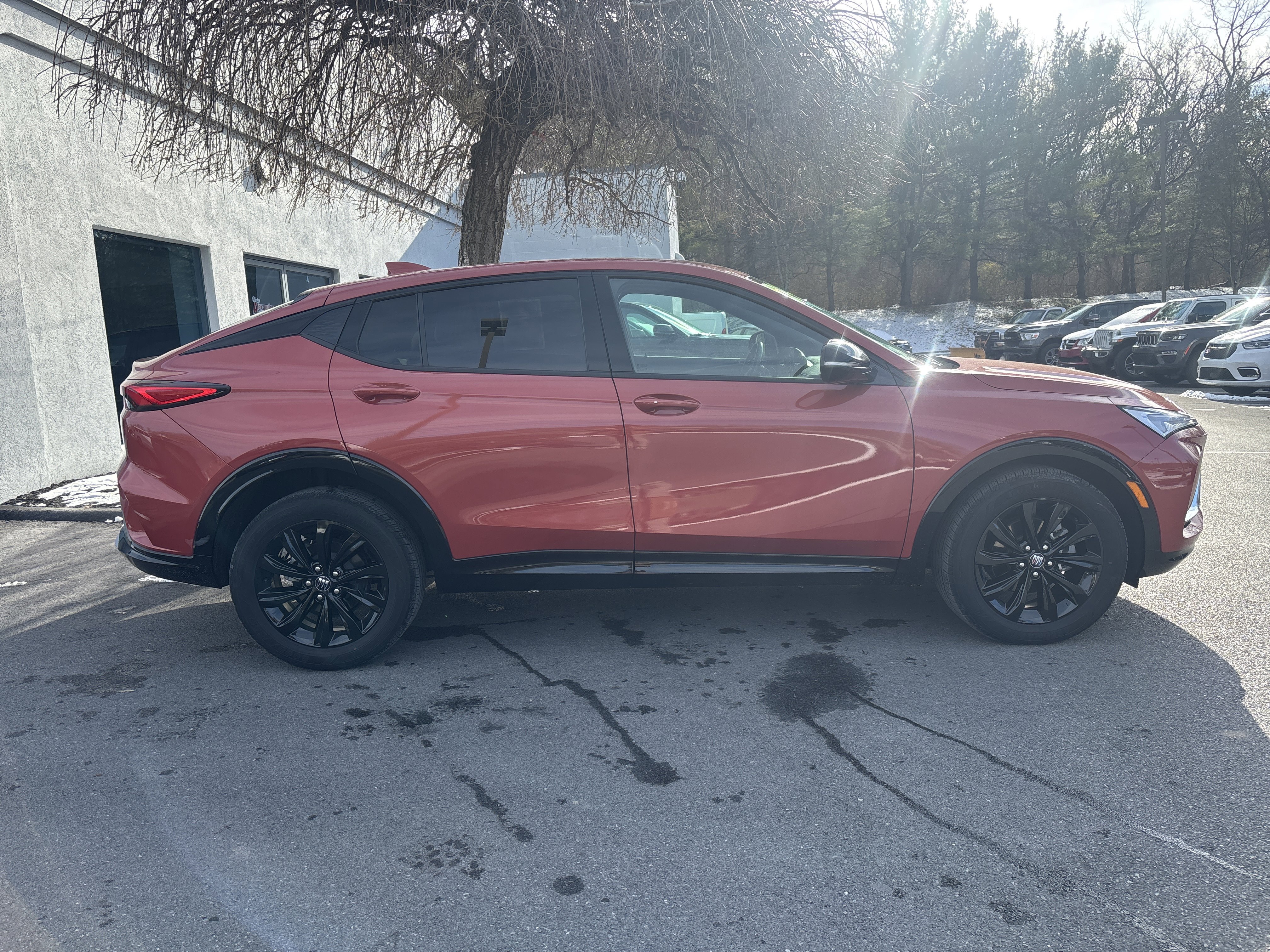 Used 2024 Buick Envista Sport Touring w/ Convenience I Package image 2