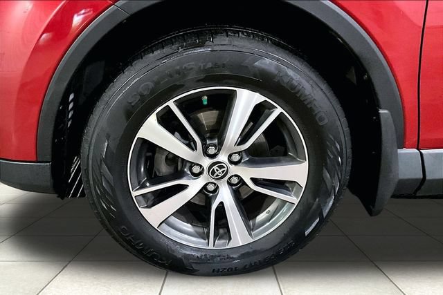 Used 2017 Toyota RAV4 XLE w/ Plus Special Value Package AWD/4WD image 9