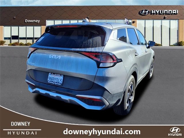 Used 2024 Kia Sportage LX image 4