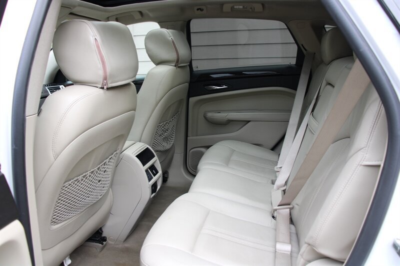 Used 2010 Cadillac SRX Performance AWD/4WD image 15