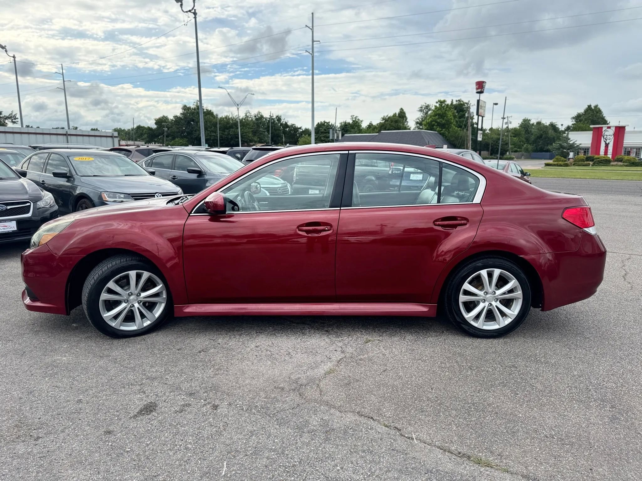 Used 2013 Subaru Legacy 2.5i Limited AWD/4WD image 7