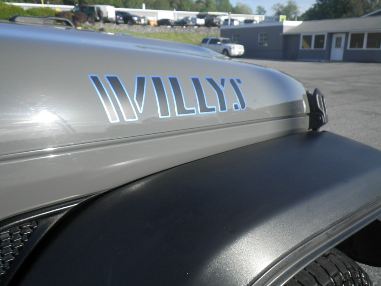 Used 2023 Jeep Wrangler Unlimited w/ Sun & Screen Package AWD/4WD image 9