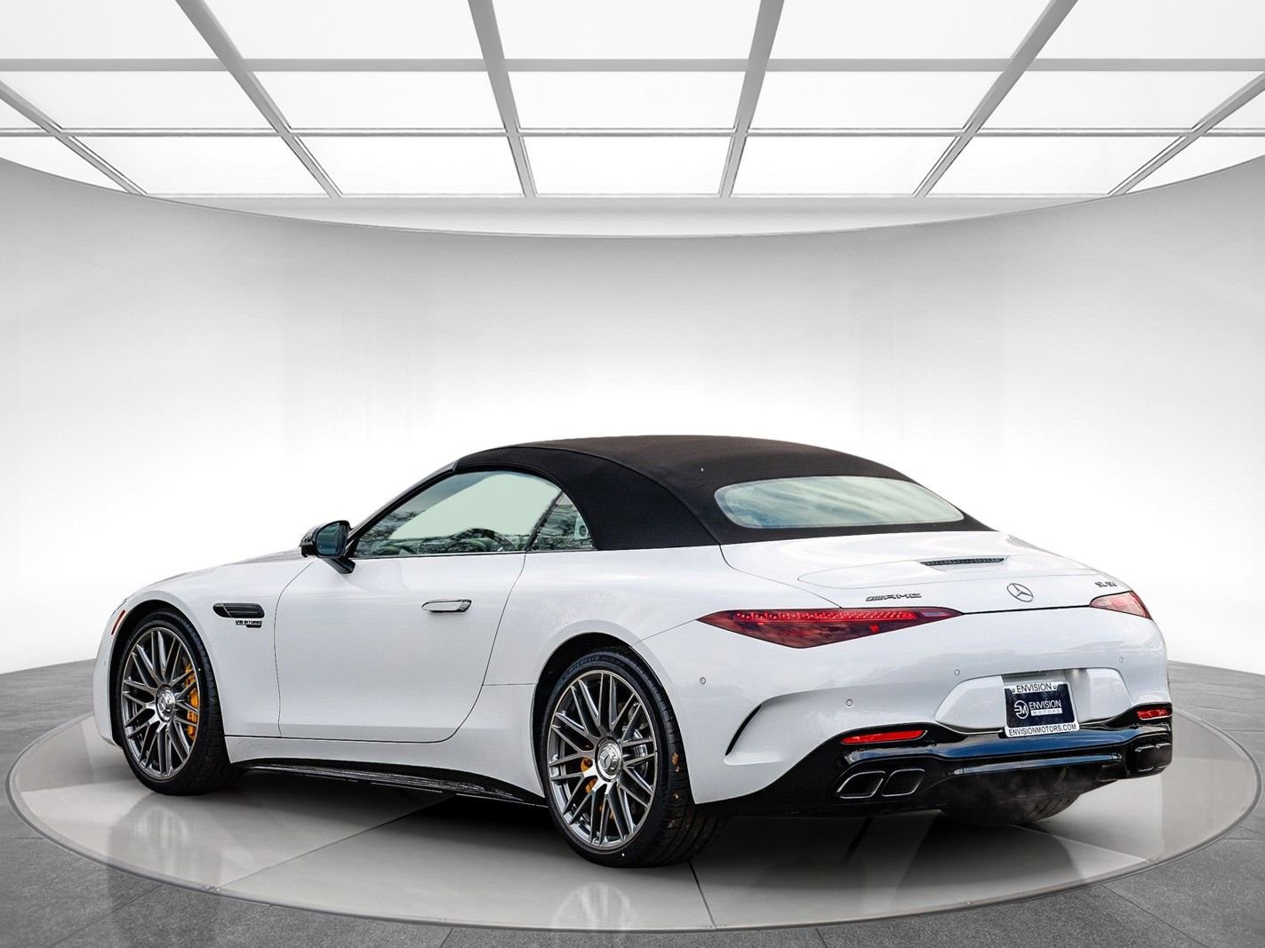 New 2026 Mercedes-Benz SL 55 AMG 4MATIC image 2