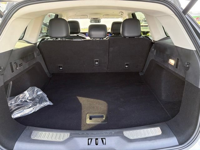 Certified 2025 Lincoln Nautilus Premier AWD/4WD image 25