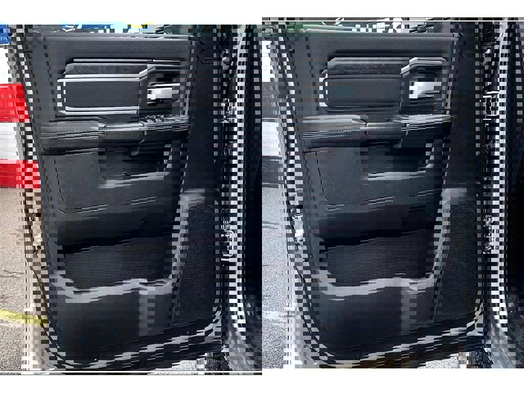 Used 2024 RAM 2500 Big Horn image 19