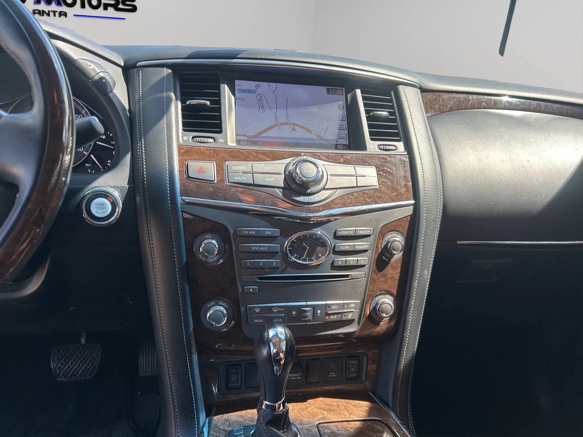 Used 2017 INFINITI QX80 Signature Edition RWD image 12