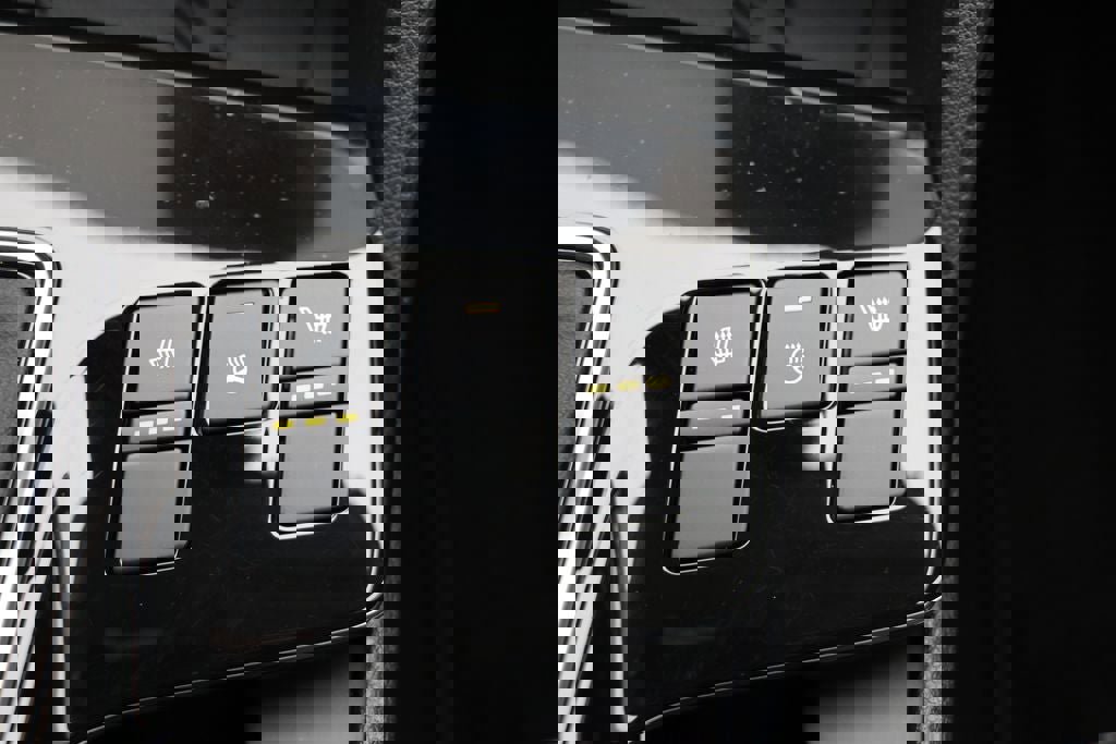 Used 2023 Kia Sportage EX image 27