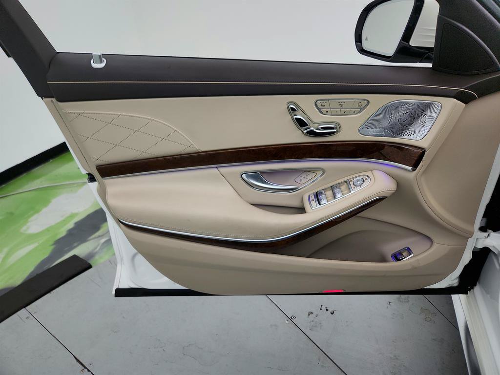 Used 2014 Mercedes-Benz S 63 AMG 4MATIC Sedan image 23