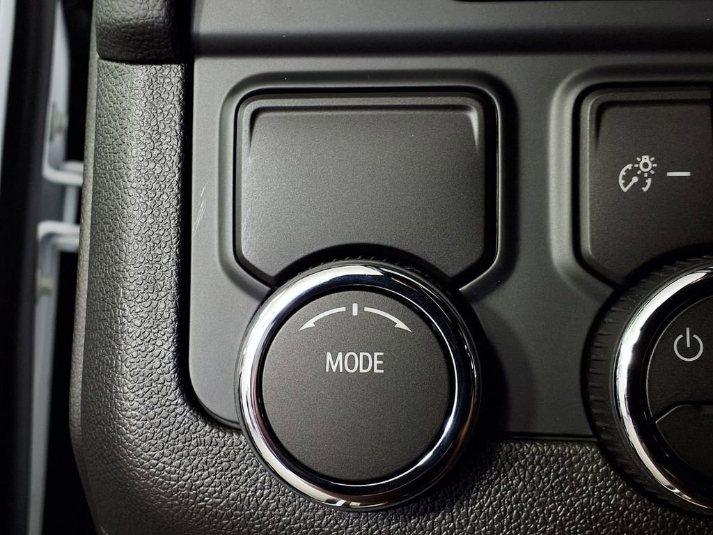 New 2026 Chevrolet Suburban LT w/ Comfort Package RWD image 22