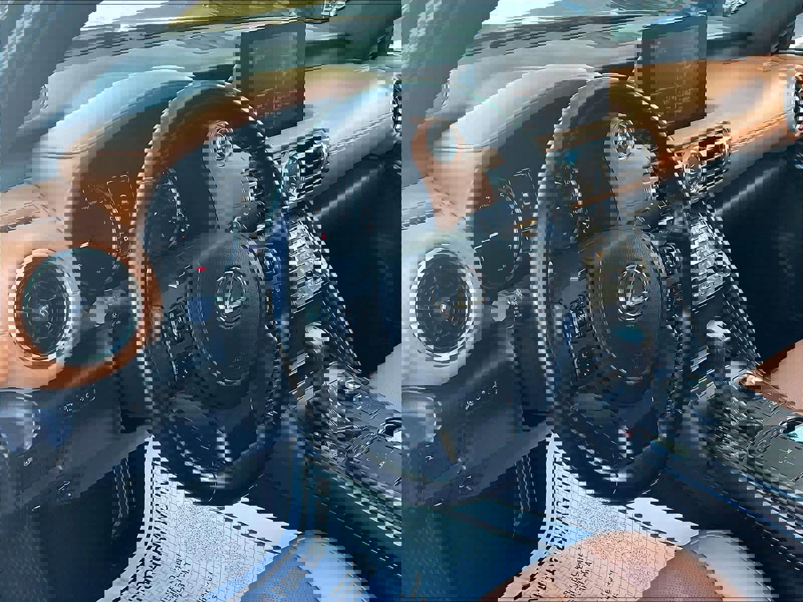 Used 2021 Lexus IS 300 image 15