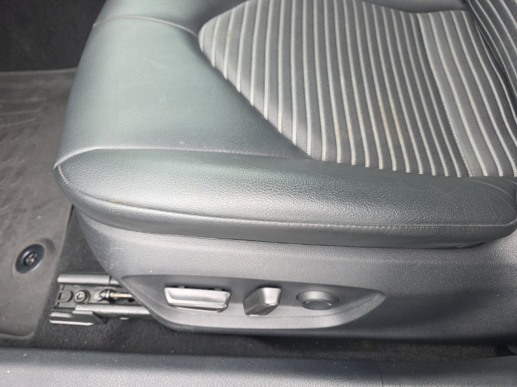 Certified 2023 Toyota Camry SE w/ Convenience Package FWD image 15