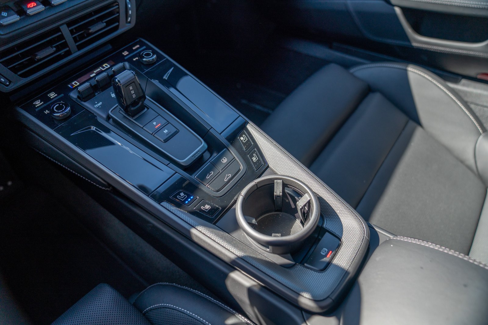 Certified 2025 Porsche 911 Carrera RWD image 22
