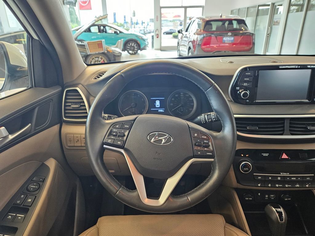 Used 2021 Hyundai Tucson Limited AWD/4WD image 17