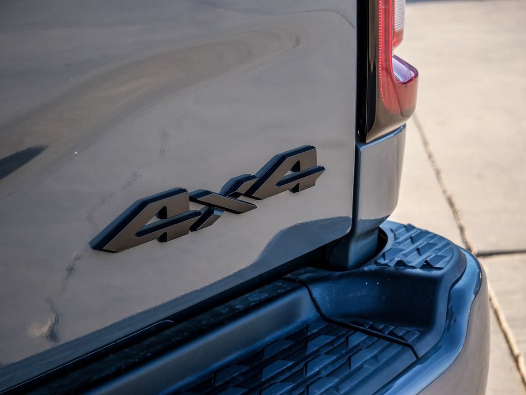 New 2026 RAM 3500 Big Horn AWD/4WD image 14