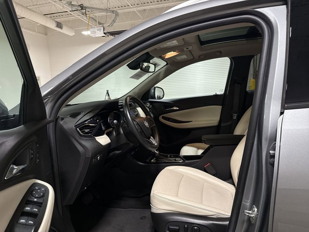 Used 2023 Buick Encore GX Essence w/ Experience Buick Package image 20