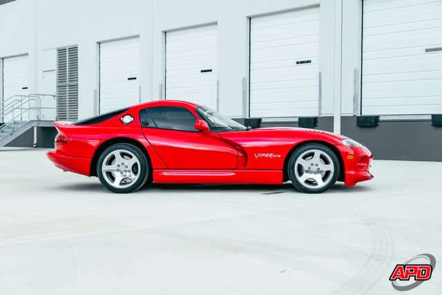 Used 2002 Dodge Viper GTS RWD image 9