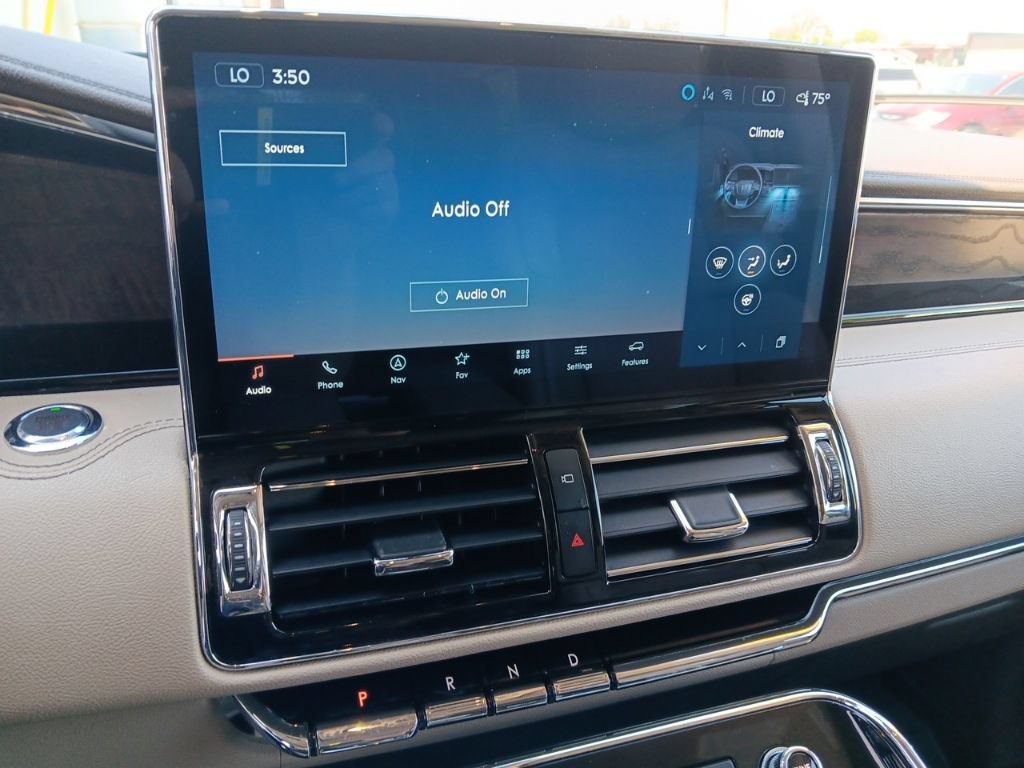 Used 2023 Lincoln Navigator L Reserve AWD/4WD image 20