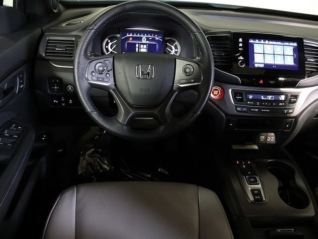 Used 2023 Honda Passport EX-L image 3