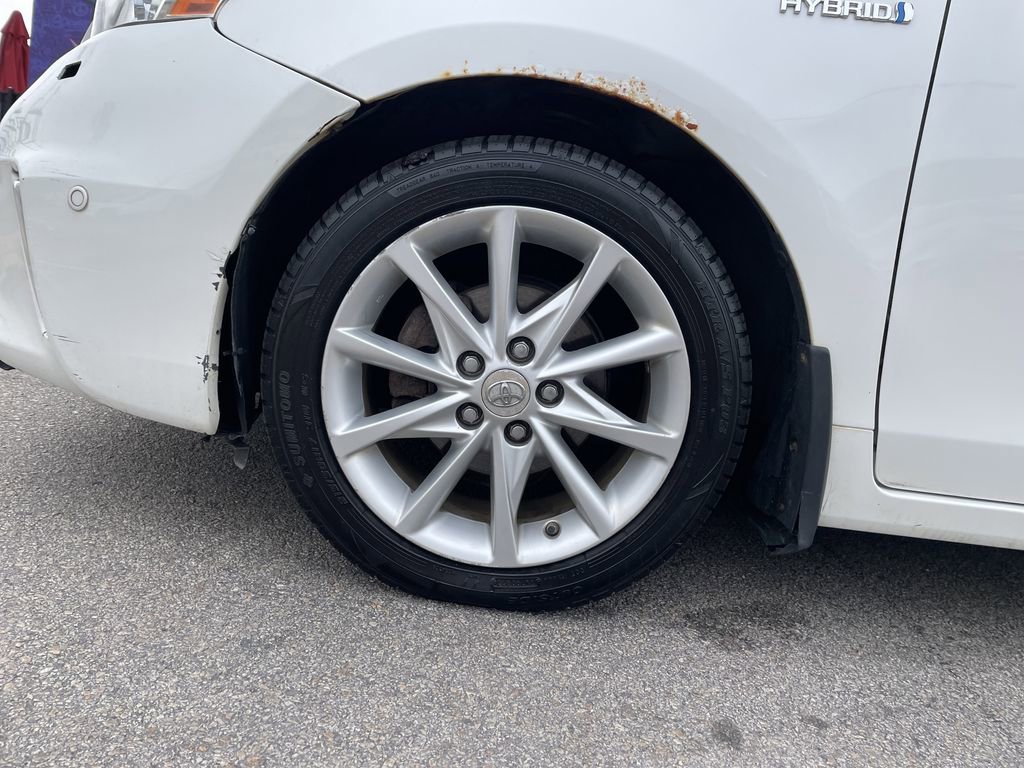 Used 2012 Toyota Prius V Five FWD image 9