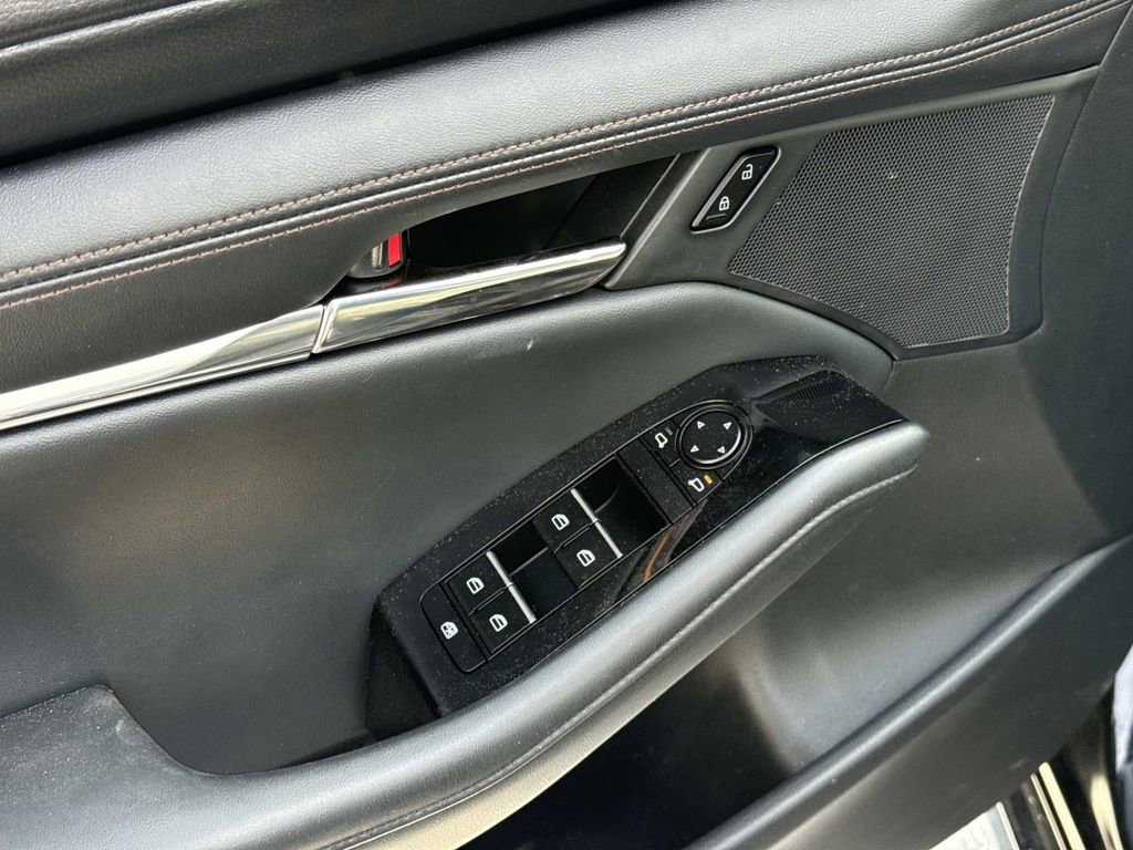 Used 2025 MAZDA MAZDA3 s image 27