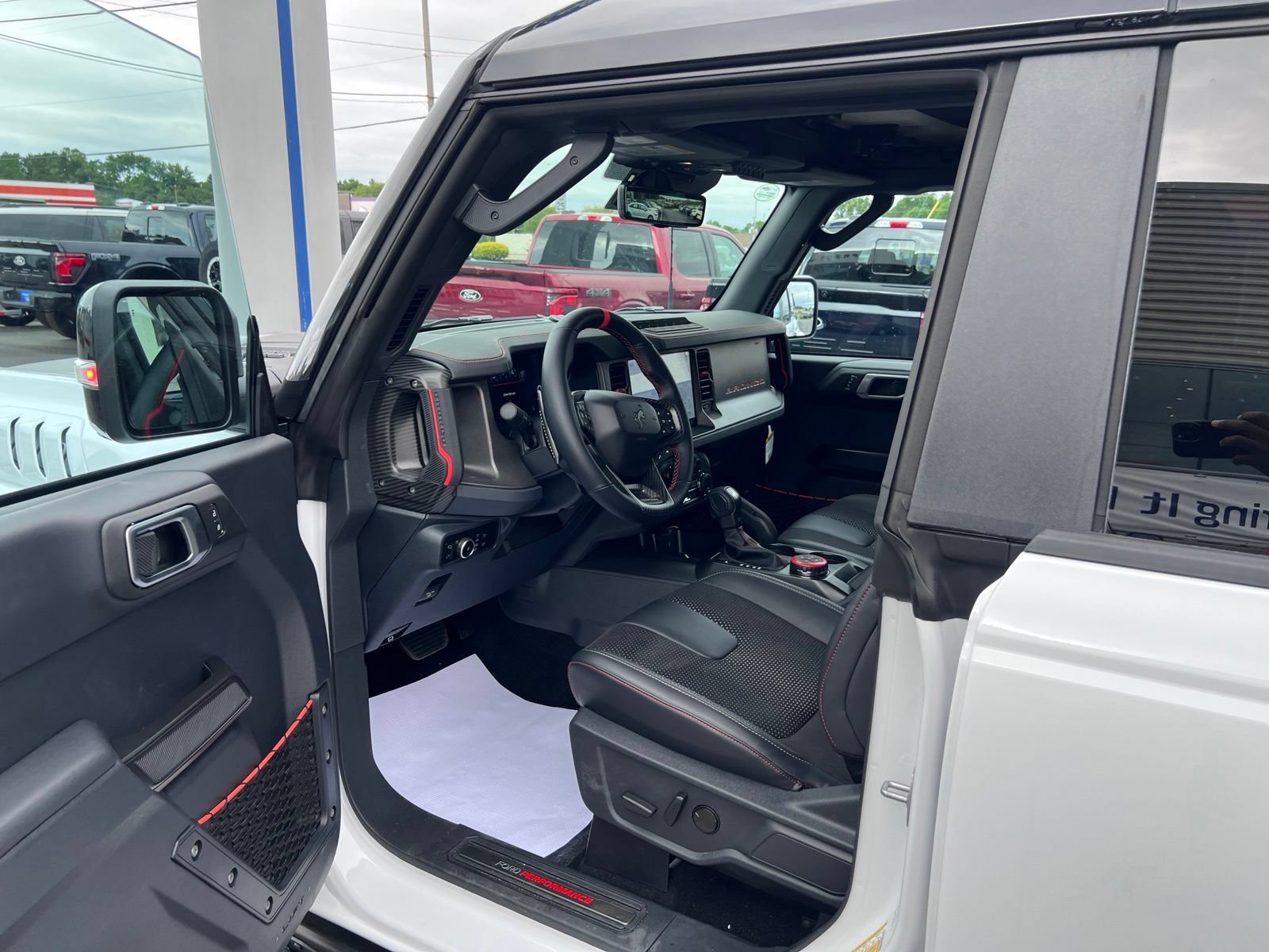 New 2026 Ford Bronco Raptor AWD/4WD image 16