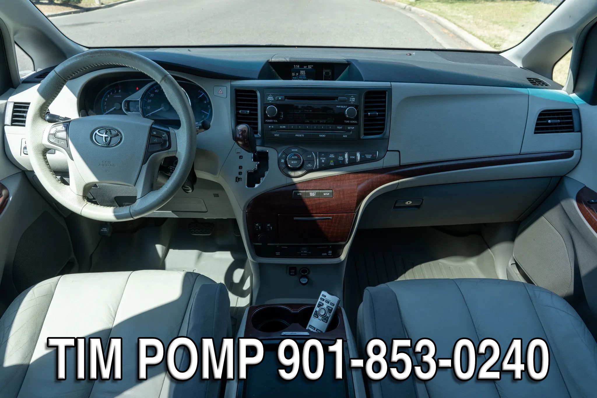 Used 2011 Toyota Sienna XLE w/ Entertainment Pkg FWD image 19