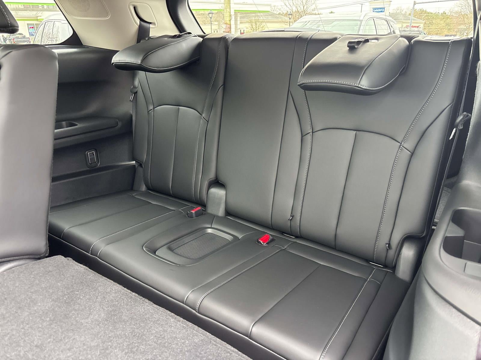 New 2026 INFINITI QX60 Luxe w/ Cargo Package AWD/4WD image 8
