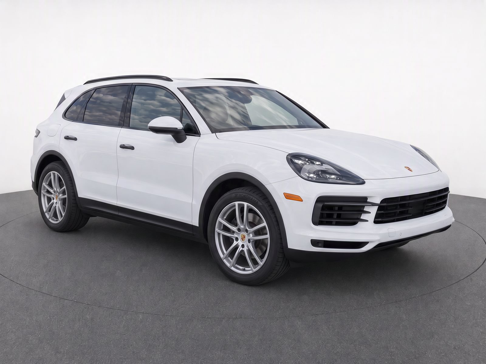 Used 2021 Porsche Cayenne S AWD/4WD image 2