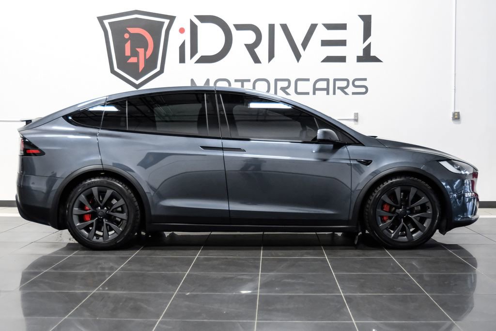 Used 2023 Tesla Model X Plaid image 9