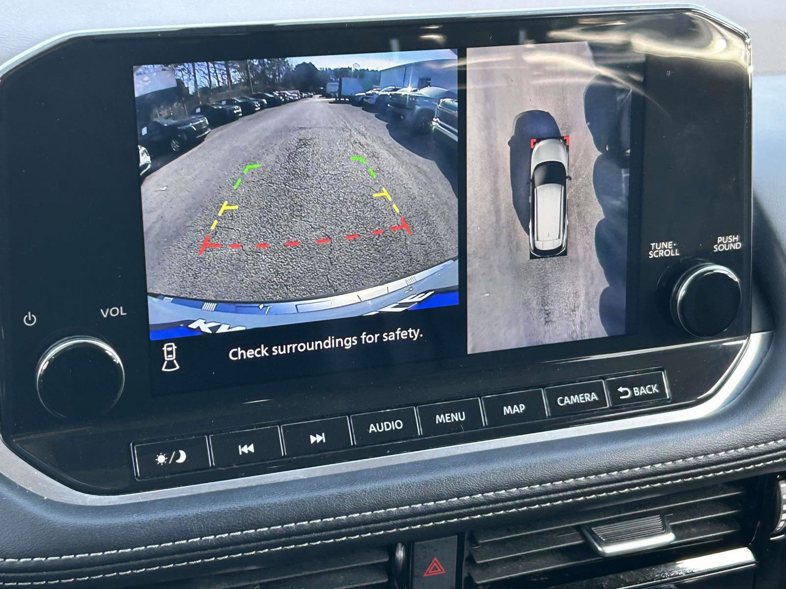 Used 2021 Nissan Rogue SL w/ Premium Package image 30