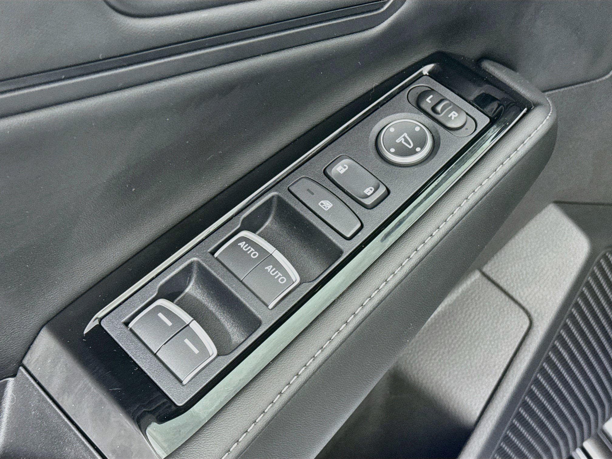 Certified 2024 Honda Accord Touring image 18