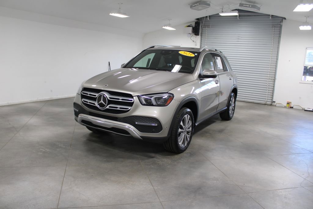 Used 2023 Mercedes-Benz GLE 350 4MATIC image 4