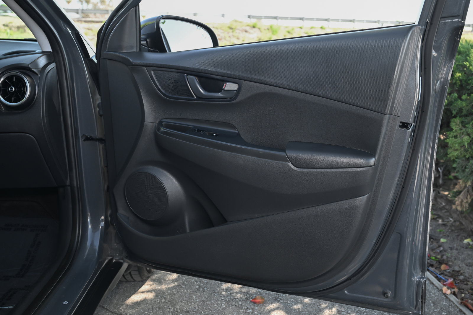 Used 2023 Hyundai Kona SEL image 43