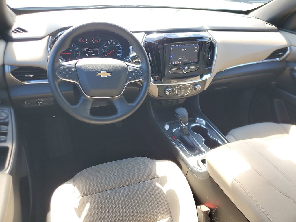 Used 2023 Chevrolet Traverse LS AWD/4WD image 11