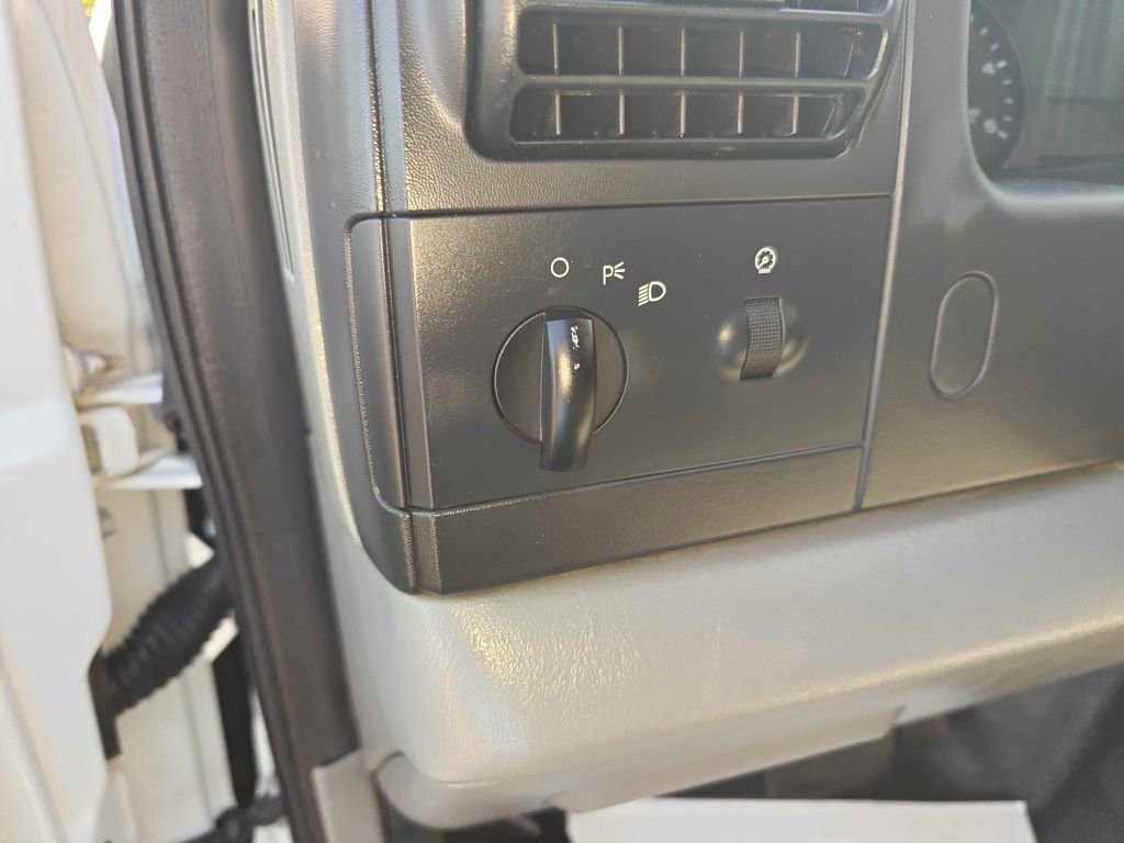 Used 2007 Ford F450 XL RWD image 37