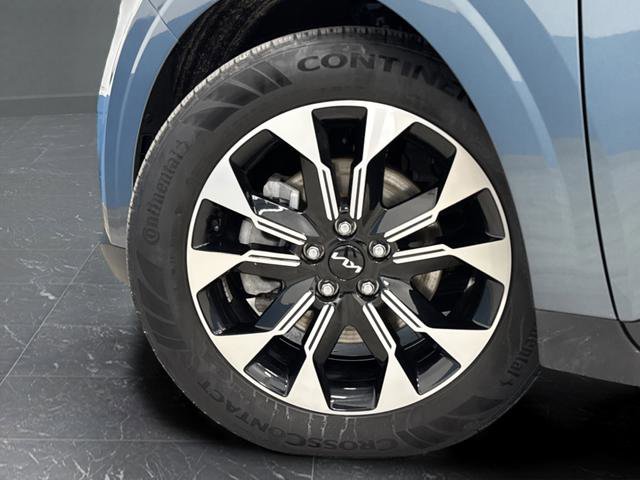 Used 2024 Kia Carnival EX image 35