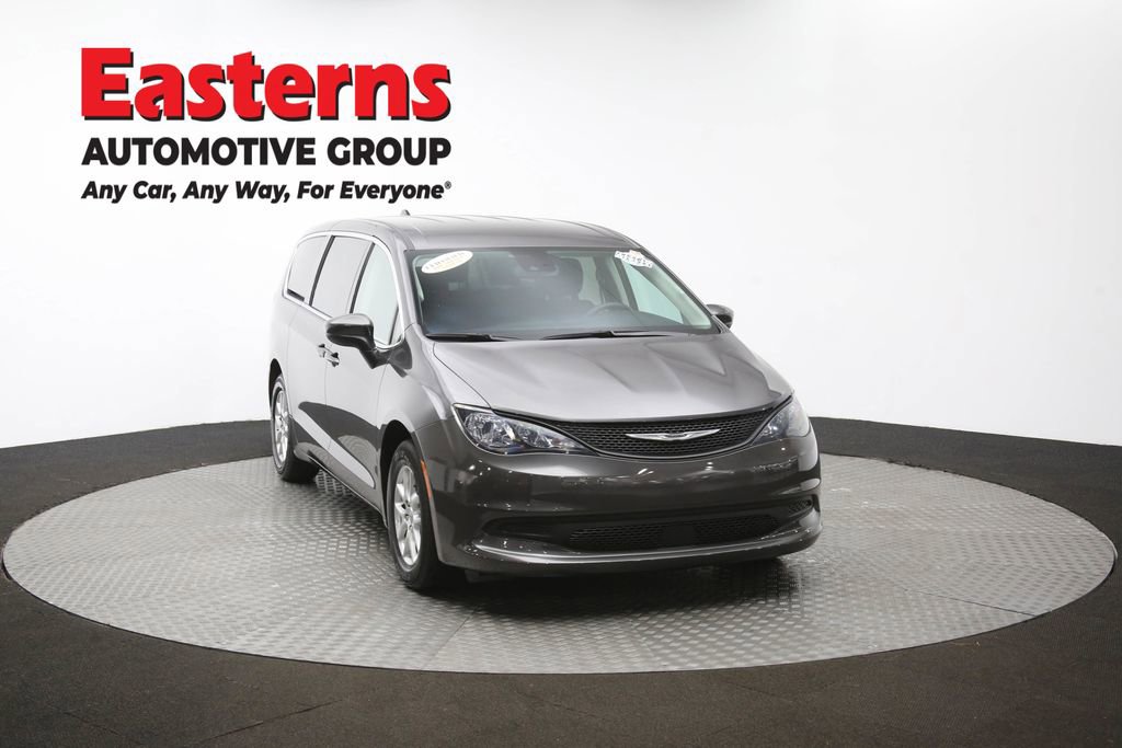 Used 2023 Chrysler Voyager LX image 51