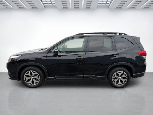 Used 2024 Subaru Forester Premium AWD/4WD image 8