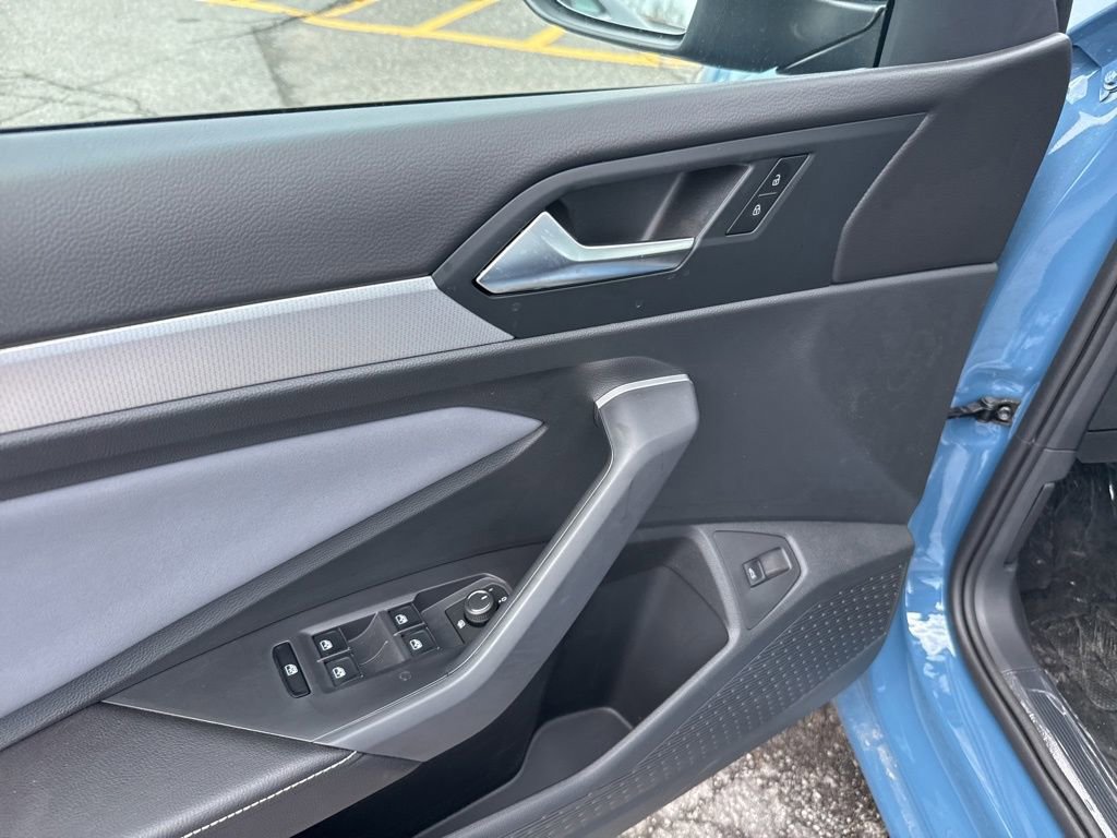 New 2026 Volkswagen Jetta SE FWD image 17