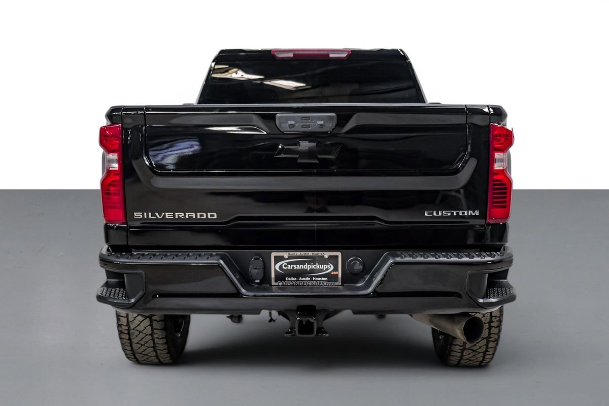 Used 2023 Chevrolet Silverado 2500 Custom w/ Custom Value Package AWD/4WD image 8