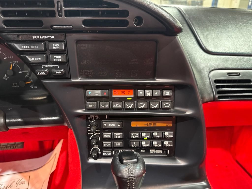 Used 1995 Chevrolet Corvette Convertible RWD image 14
