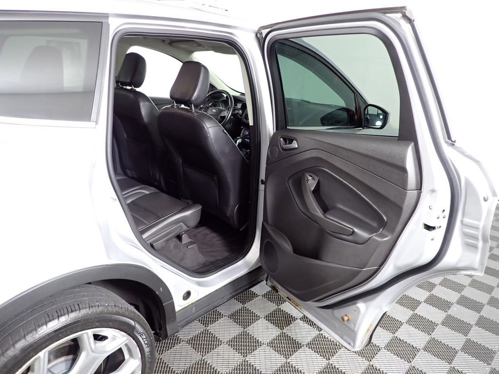 Used 2019 Ford Escape Titanium AWD/4WD image 41