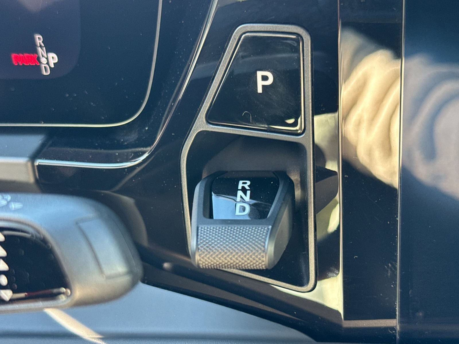 New 2026 Porsche Macan Turbo Electric image 26