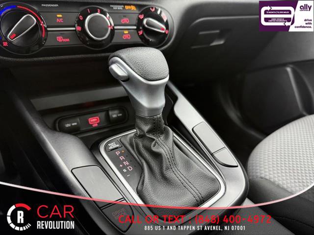 Used 2022 Kia Soul LX image 39