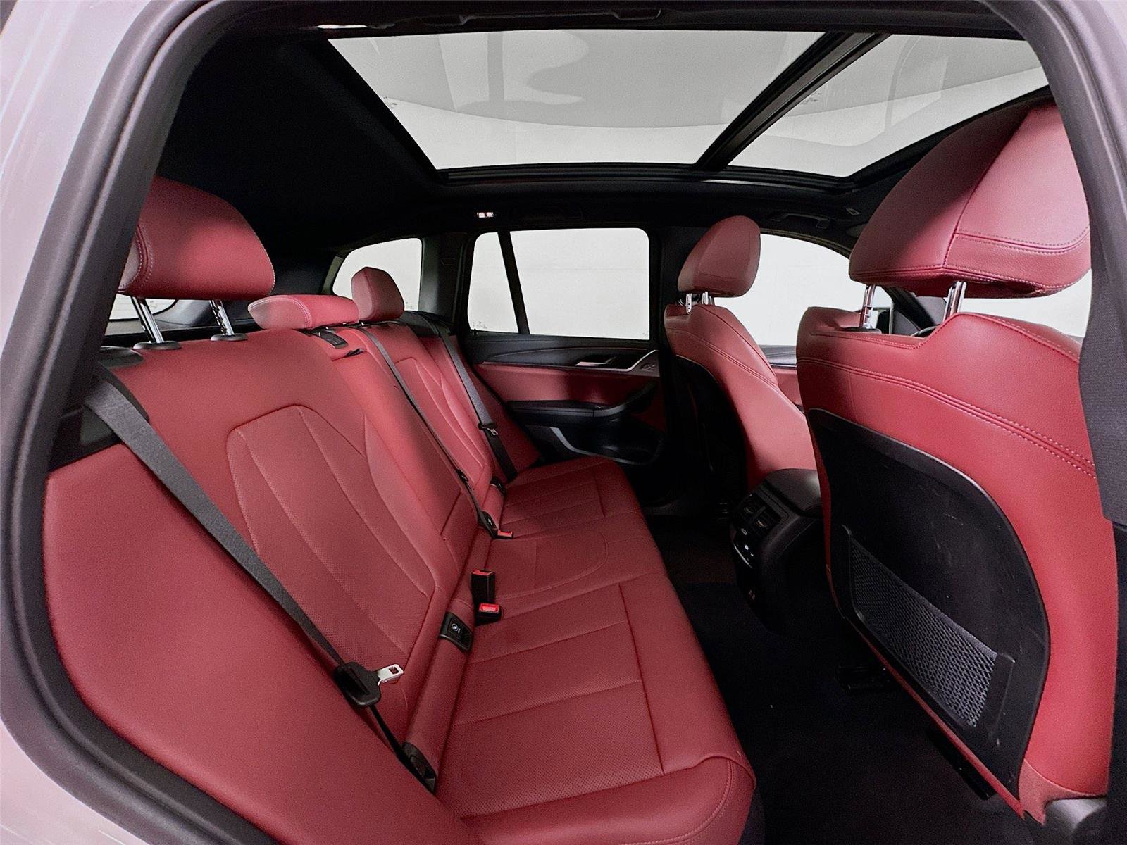 Certified 2024 BMW X3 M40i w/ Premium Package image 28