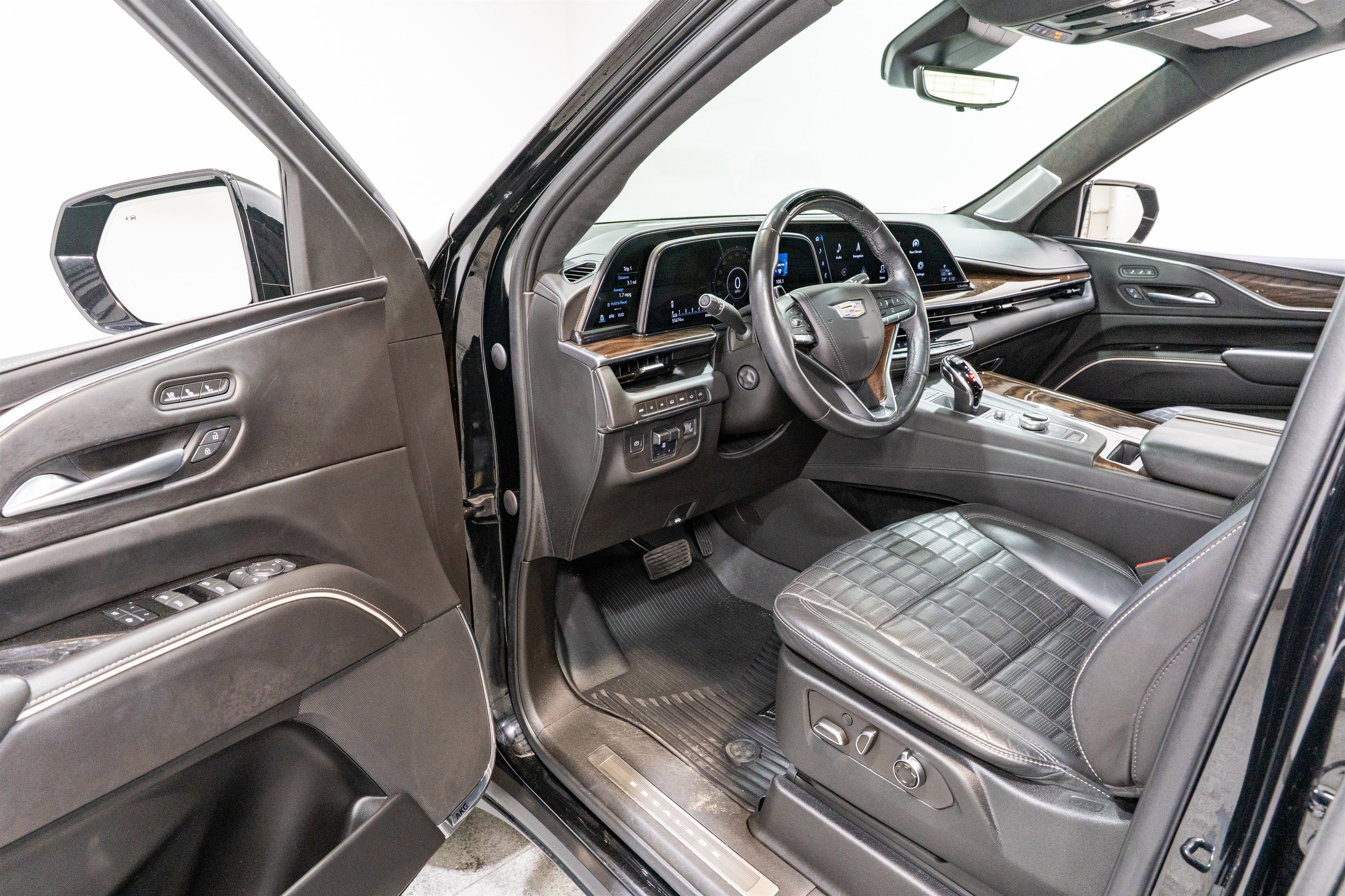 Used 2021 Cadillac Escalade Sport Platinum AWD/4WD image 12