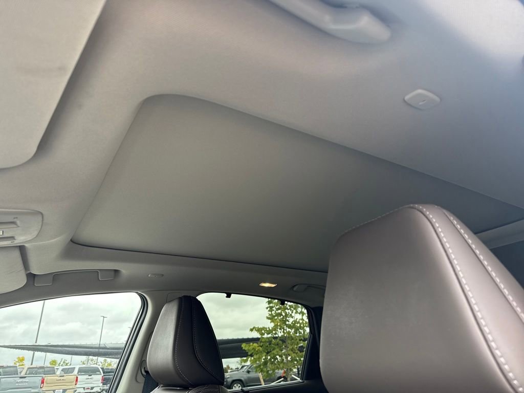 Used 2025 Nissan Murano Platinum w/ Cargo Package image 26