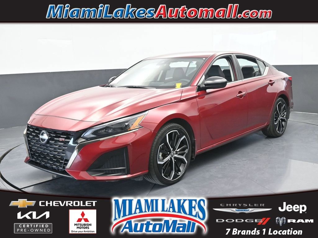 Used 2024 Nissan Altima 2.5 SR